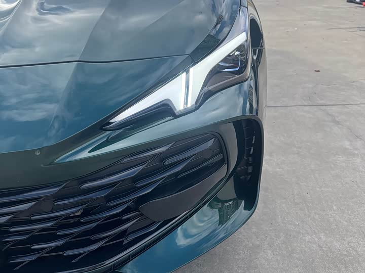 Фото 4 - MG Motor 7