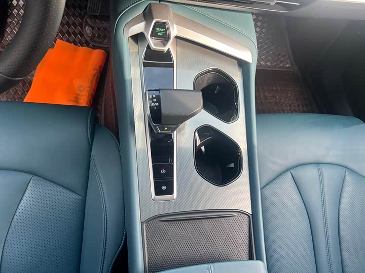 Фото 9 - MG Motor 7