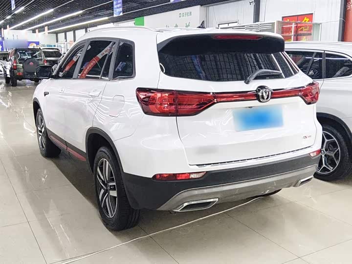 Фото 5 - Changan CS75