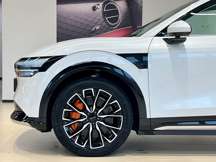 Фото 3 - Zeekr 7X