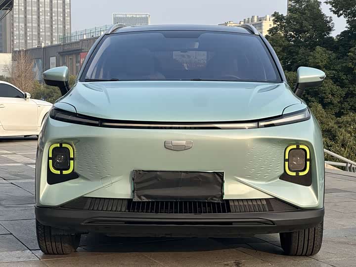 Фото 2 - Geely Geometry E Firefly