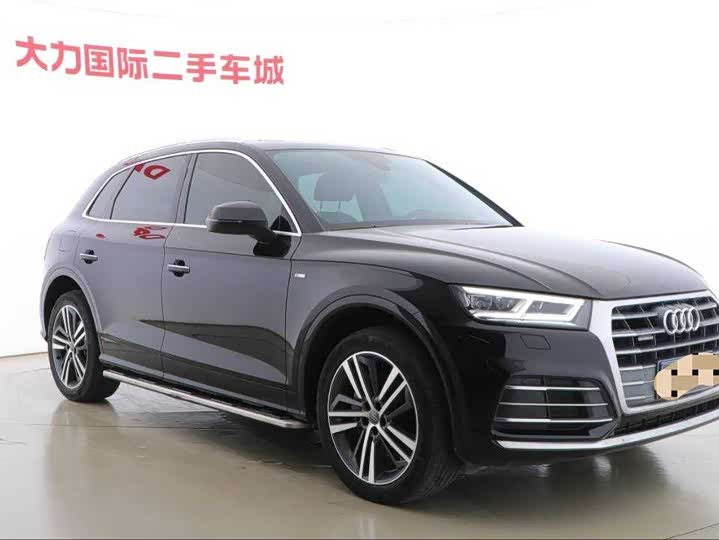 Фото 3 - Audi Q5L