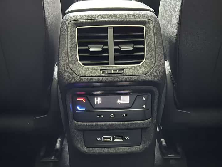 Фото 7 - Volkswagen Tayron