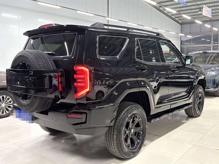 Фото 5 - Tank 400