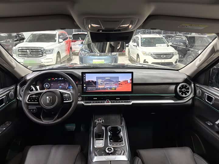 Фото 7 - Tank 400