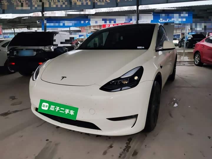 Фото 2 - Tesla Model Y