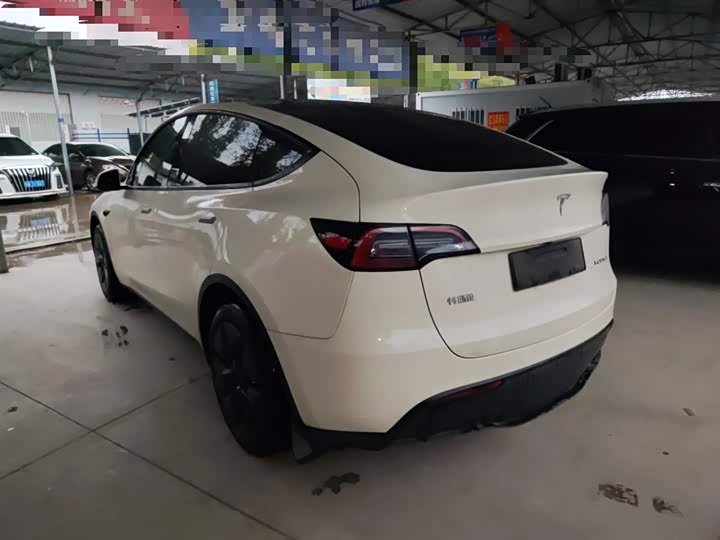 Фото 5 - Tesla Model Y