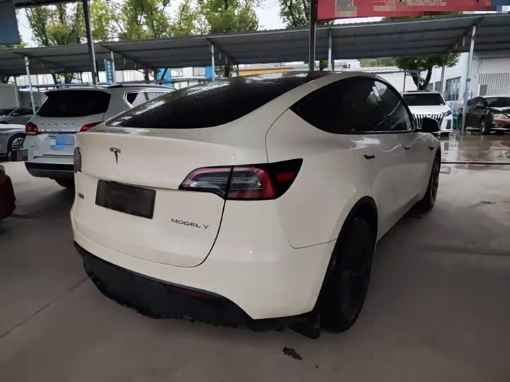 Фото 7 - Tesla Model Y