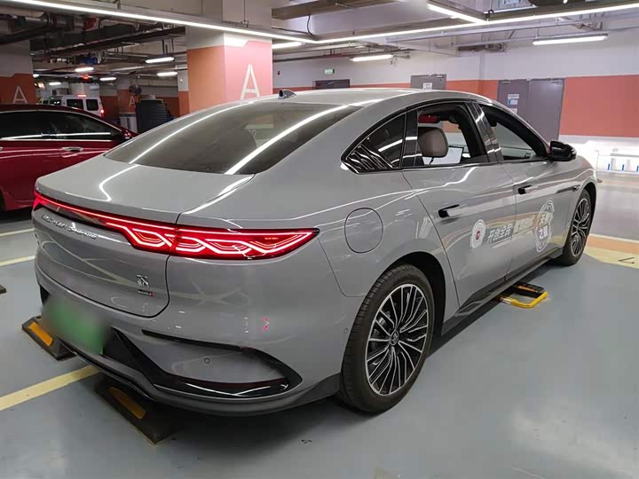 Фото 7 - BYD Han