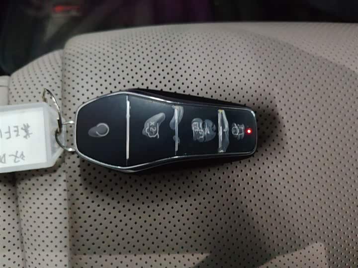 Фото 9 - BYD Han