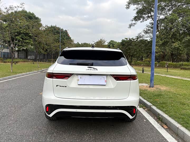 Фото 5 - Jaguar F-Pace