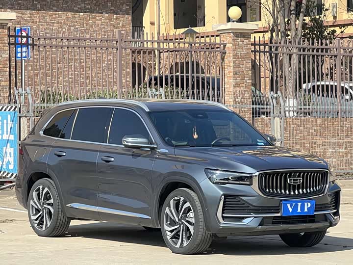 Фото 3 - Geely Monjaro