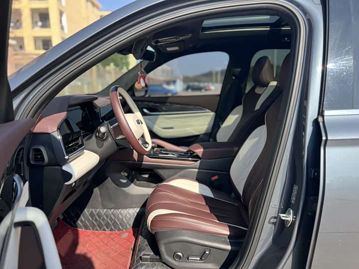 Фото 4 - Geely Monjaro