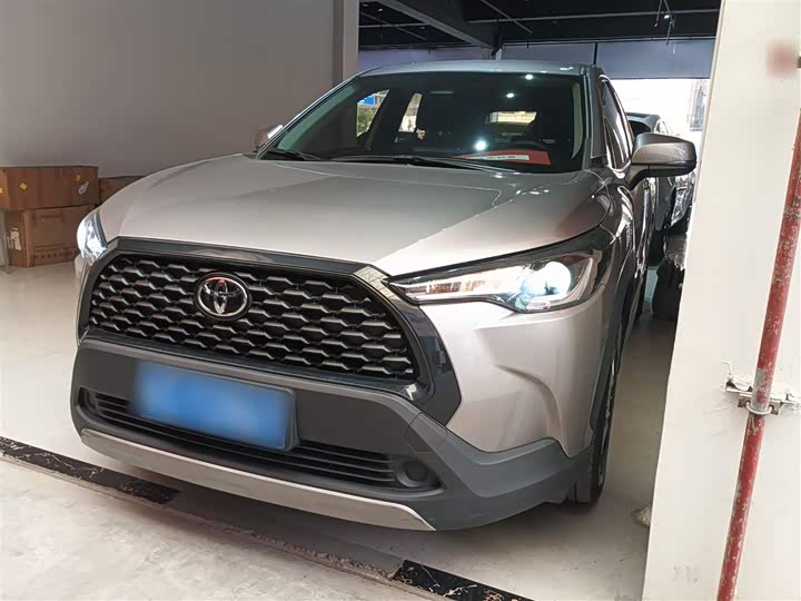 Фото 2 - Toyota Corolla Cross