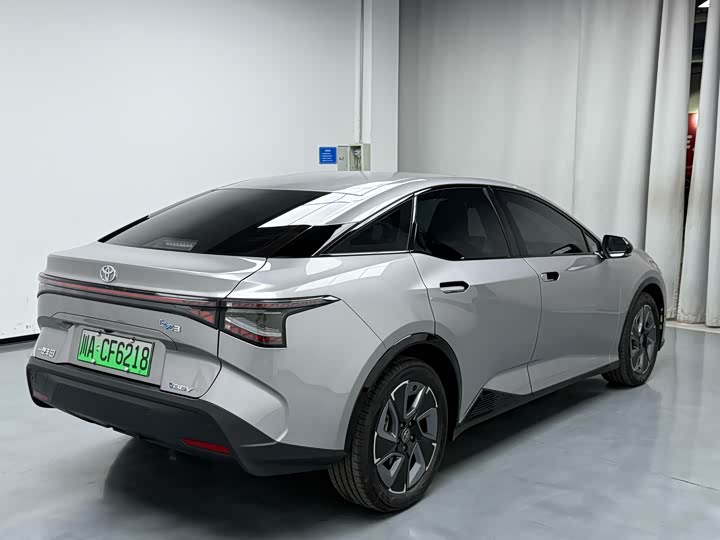 Фото 7 - Toyota bZ3