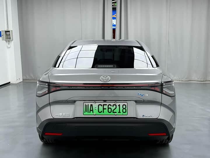 Фото 8 - Toyota bZ3