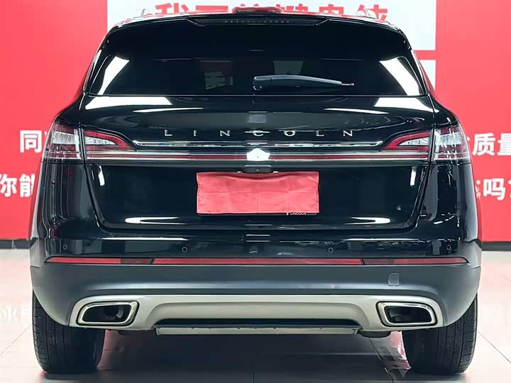 Фото 5 - Lincoln Nautilus