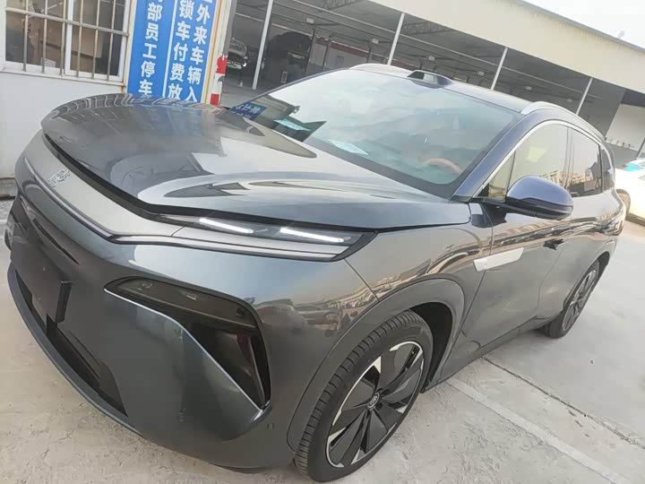 Фото 2 - BYD Tang L