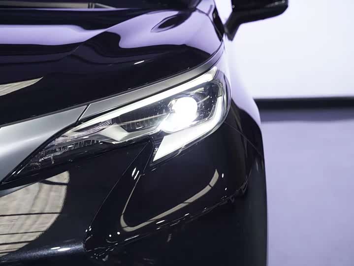 Фото 4 - Toyota Sienna