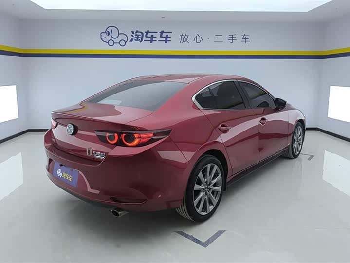 Фото 3 - Mazda 3 (Axela)