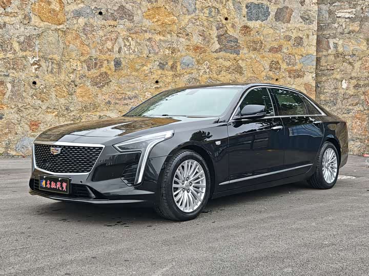 Фото 1 - Cadillac CT6