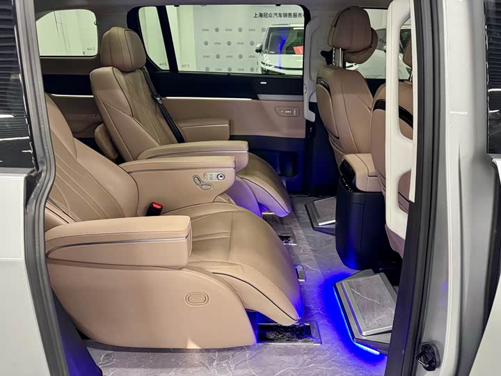 Фото 7 - XPeng X9