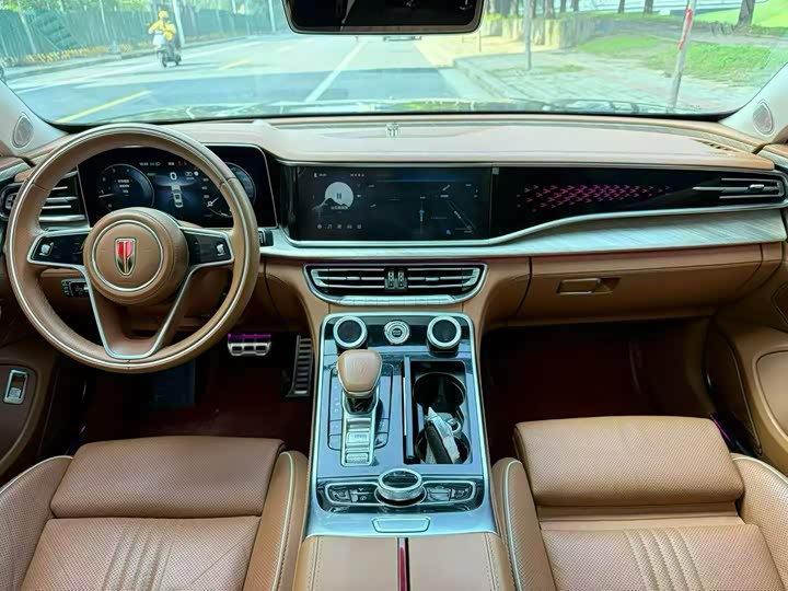 Фото 6 - Hongqi H9