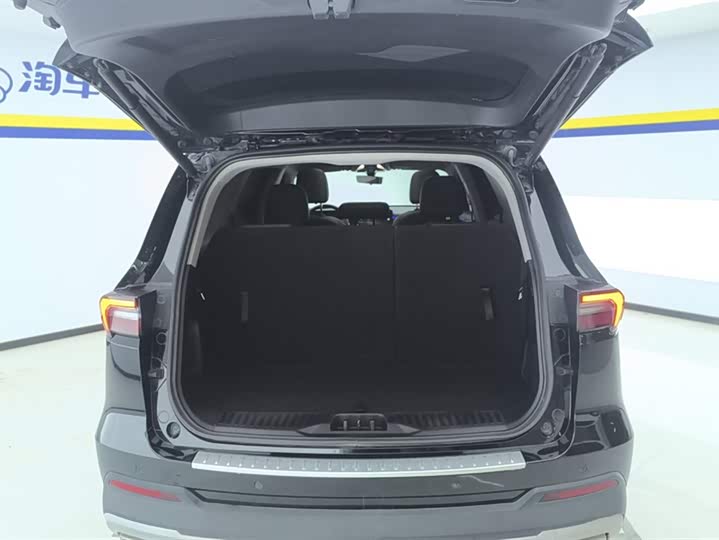 Фото 4 - Ford Equator