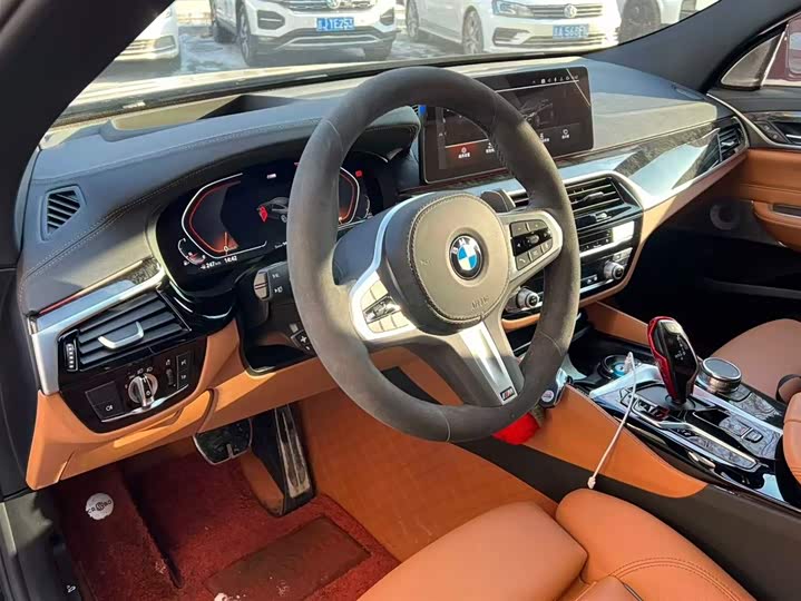 Фото 2 - BMW 6 Series GT