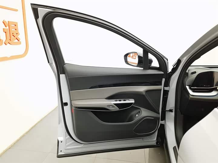 Фото 8 - Hongqi EHS7 (Tiangong 08)