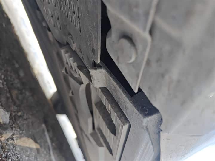 Фото 8 - Hongqi EH7