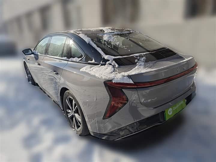 Фото 9 - Hongqi EH7