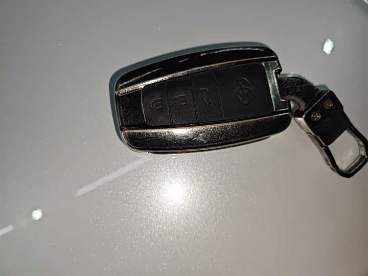 Фото 9 - Toyota Camry