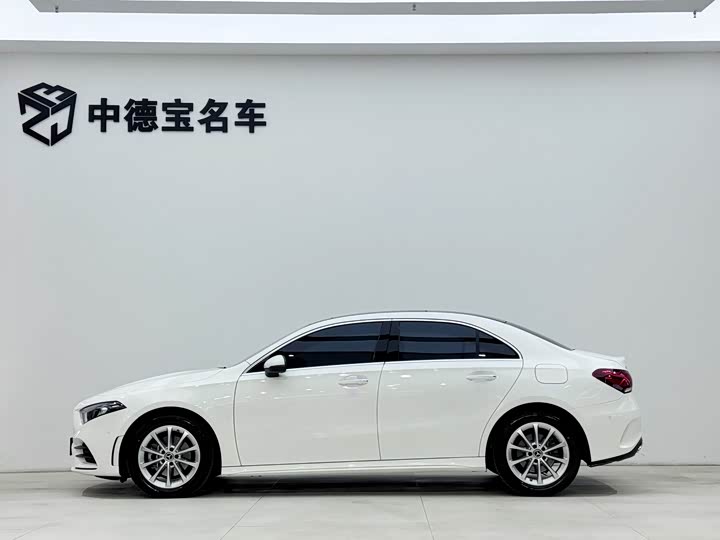 Фото 3 - Mercedes-Benz A-Class