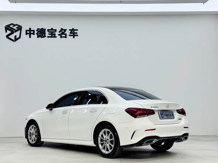 Фото 4 - Mercedes-Benz A-Class