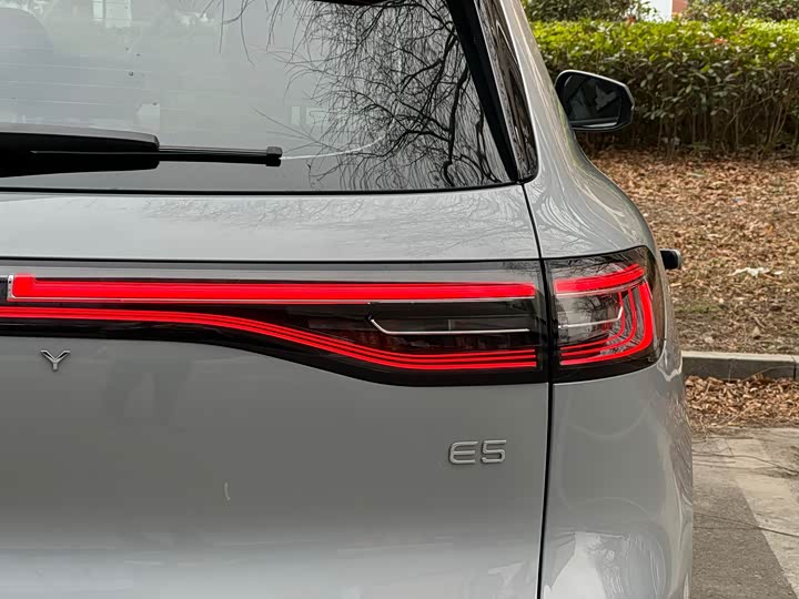 Фото 6 - Geely Galaxy E5