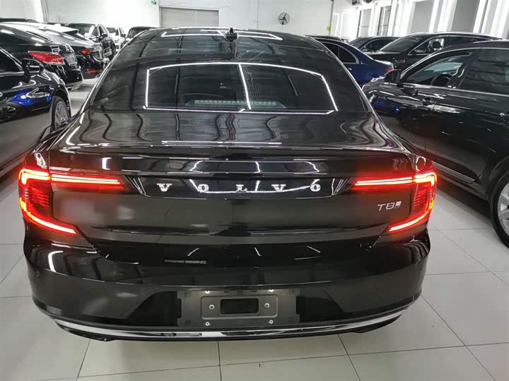 Фото 2 - Volvo S90 Hybrid