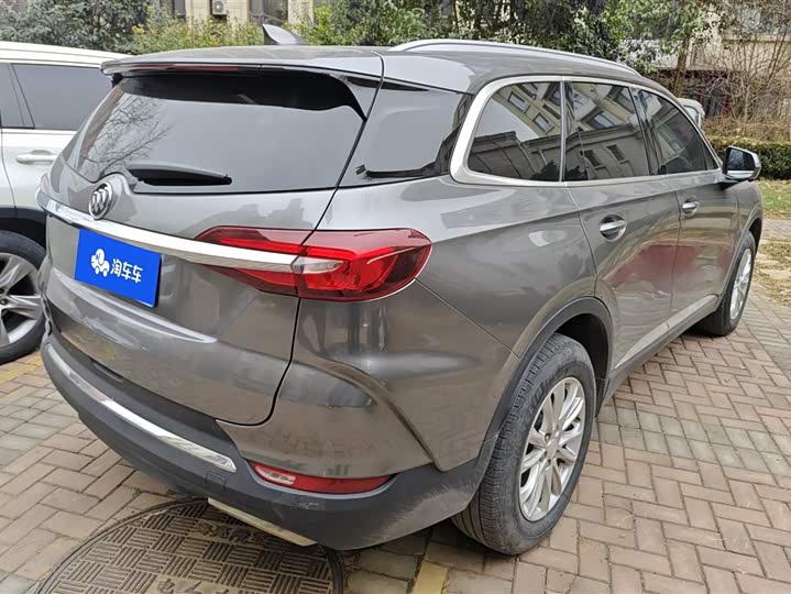 Фото 3 - Buick Enclave