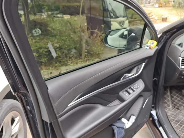 Фото 7 - Buick Enclave