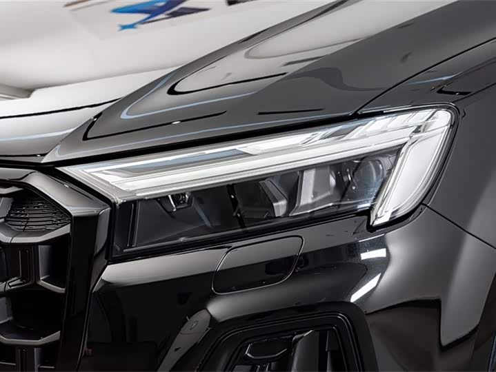 Фото 4 - Audi Q7