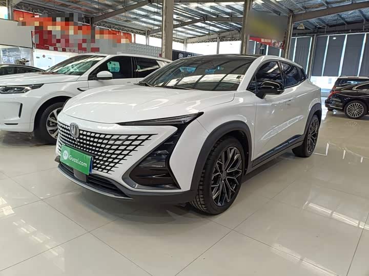 Фото 1 - Changan UNI-T