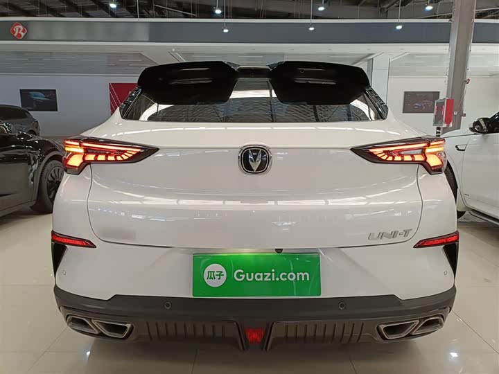 Фото 6 - Changan UNI-T