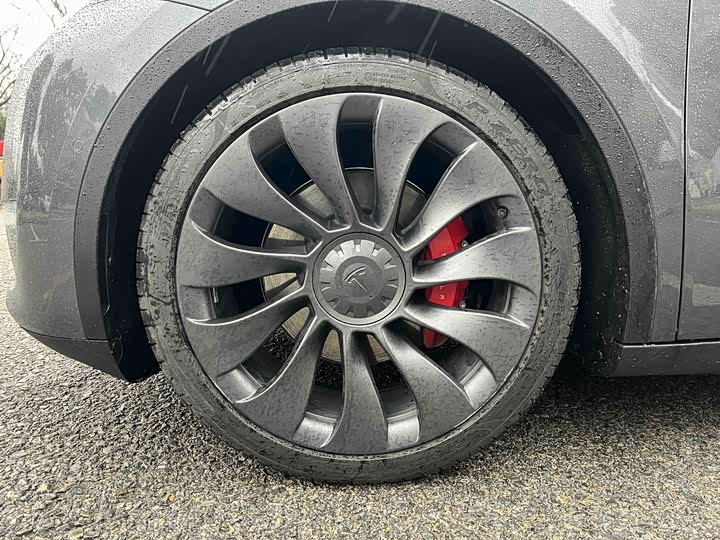 Фото 7 - Tesla Model Y