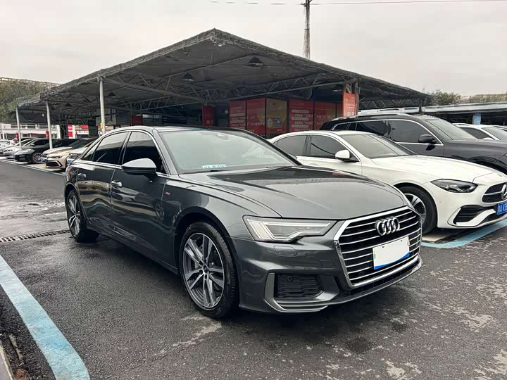 Фото 3 - Audi A6L