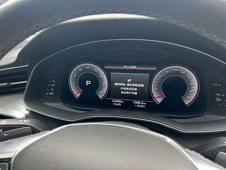 Фото 6 - Audi A6L