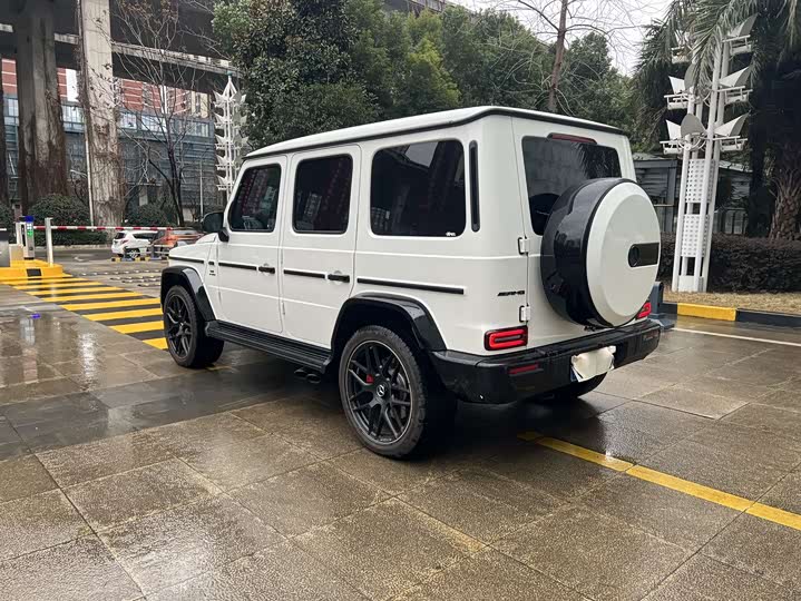 Фото 5 - Mercedes-Benz G-Class AMG