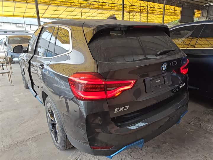 Фото 5 - BMW iX3