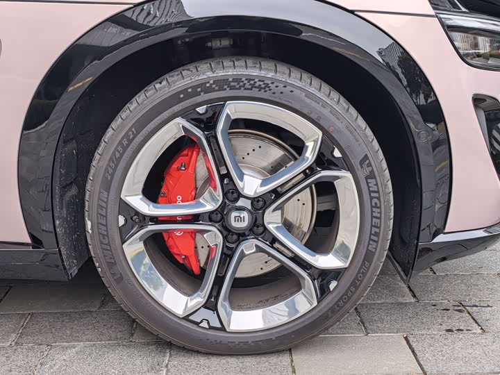 Фото 4 - Xiaomi YU7