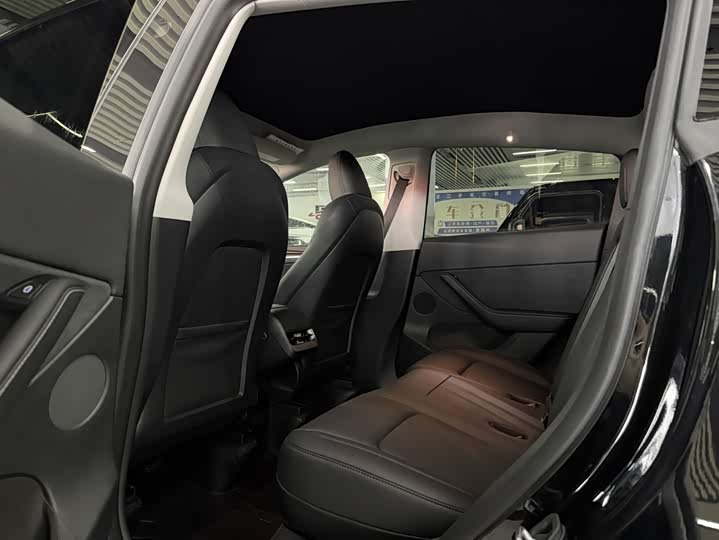 Фото 5 - Tesla Model Y