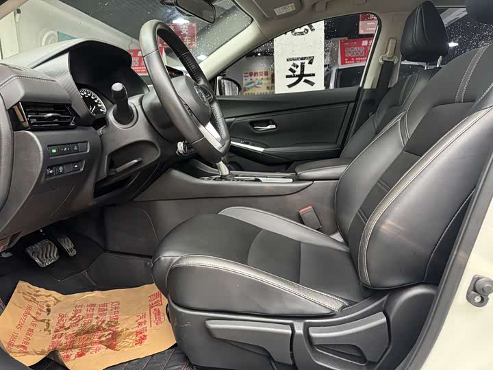 Фото 9 - Nissan Sylphy